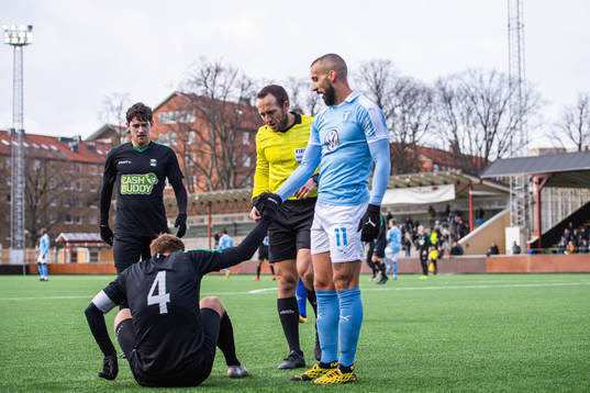 Varbergs Jesper Modig och Malmö FFs Guillermo Molins