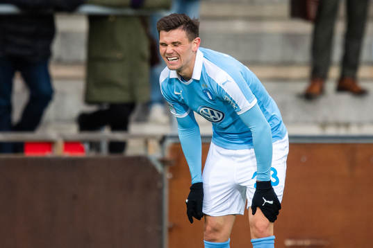 Malmö FFs Marcus Antonsson har ont