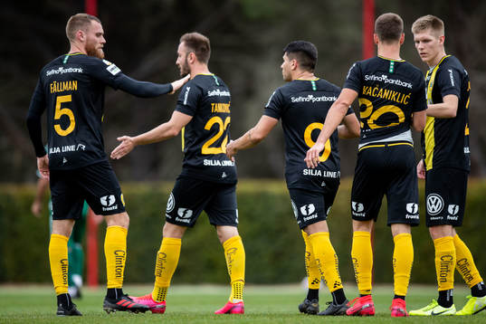 Alexander Kacaniklic celebrate with David Fällman, Muamer