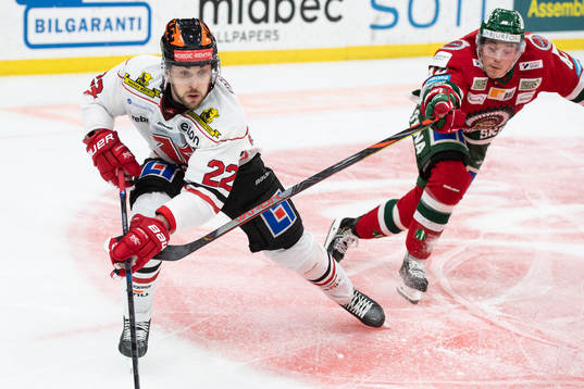 Örebros Jonathan Andersson och Frölundas Joel Mustonen