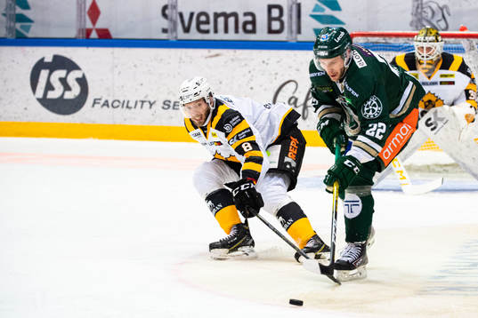 Skellefteås Petter Granberg och Färjestads Per Åslund