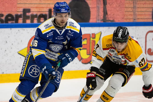 Leksands Daniel Gunnarsson och Luleås Konstantin Komarek