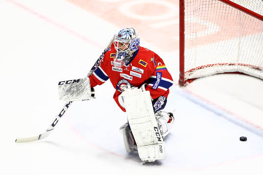 Linköpings målvakt Jacob Johansson deppar