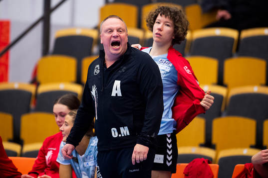 H65 Höörs tränare Ola Månsson agerar