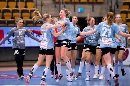 H65 Höörs spelare jublar