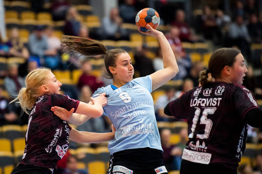 Lugis Tyra Axnér och H65 Höörs Malin Sandberg