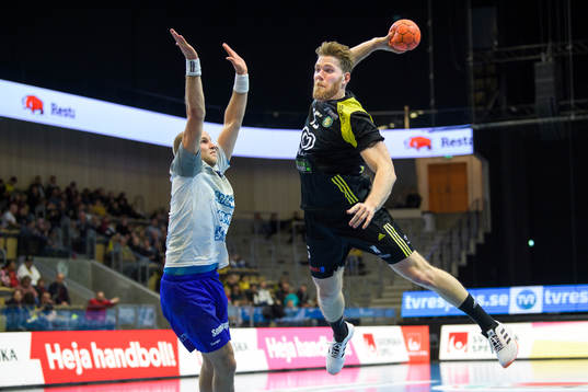 Hallbys Oskar Hedvall och Sävehofs William Bogojevic