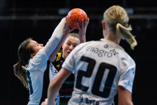 VästeråsIrstas Viola Paulsen och Sävehofs Amelia