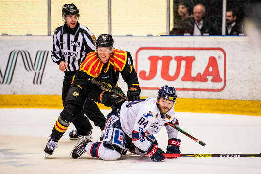 Brynäs Nicklas Danielsson och Linköpings Jimmy Andersson