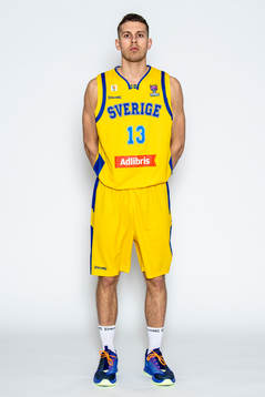 Sveriges Christopher Czerapowicz