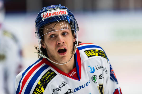 Oskarshamns Tyler Kelleher jublar