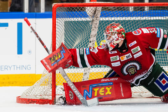 Frölundas målvakt Johan Mattsson släpper in 5-1