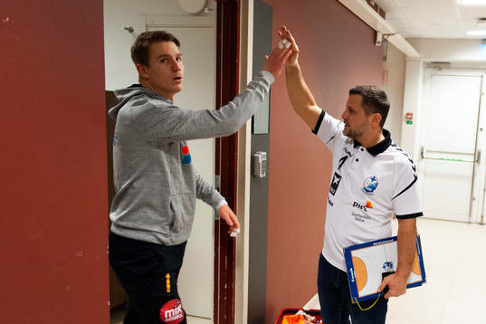 Kristianstads tränare Ljubomir Vranjes och målvakt Leo