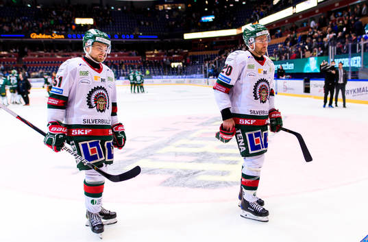 Frölundas Mats Rosseli Olsen och Joel Lundqvist deppar
