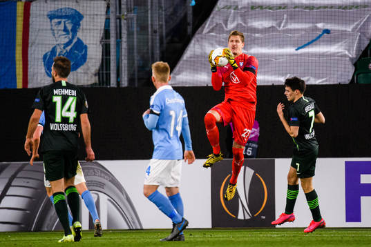 Goalkeeper Johan Dahlin of Malmö FF