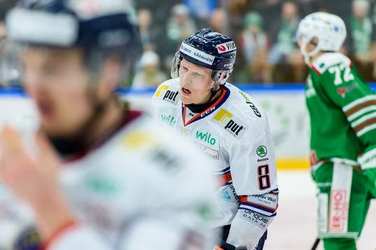Växjös Niclas Lundgren  deppar