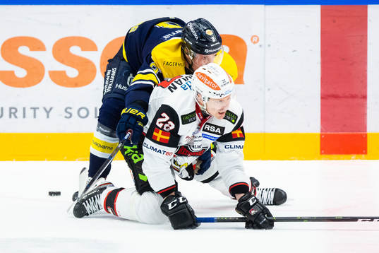 s Didrik Strömberg och Malmö Redhawks Lars Bryggman