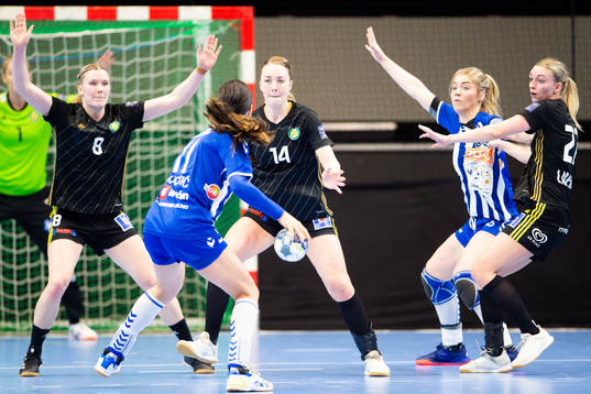 Sävehofs Johanna Forsberg, Linnea Pettersson och Ida