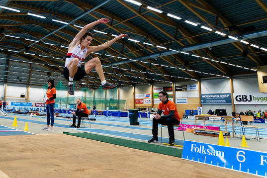Jesper Hellström, Hässelby