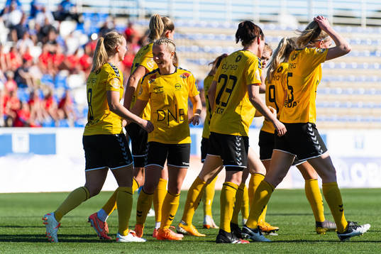 Nora Eide Lie of LSK Kvinner celebrates with team mates
