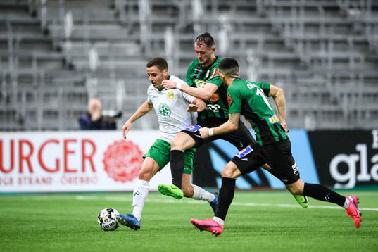 Hammarbys Jeppe Andersen och Varbergs Astrit Seljmani