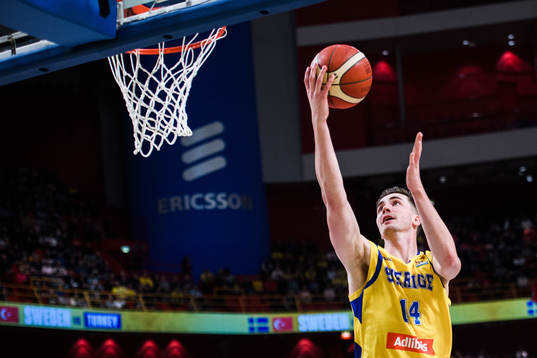 Alexander Lindqvist of Sweden
