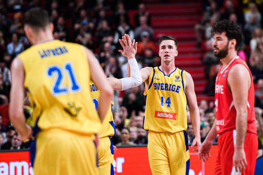Alexander Lindqvist of Sweden celebrates
