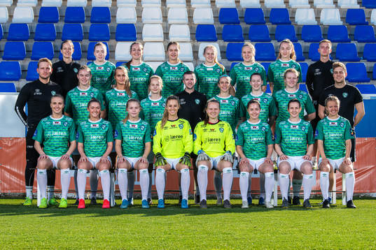Klepp poses for a team photo