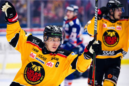 Luleås Erik Gustafsson jublar