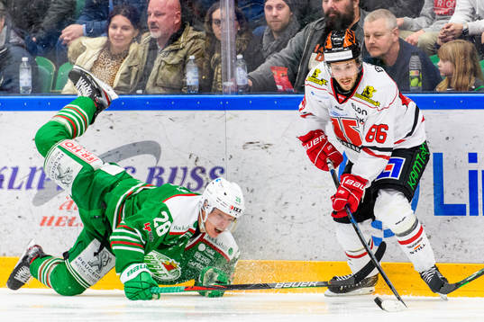 Rögles Anton Bengtsson och Örebros Mathias Bromé