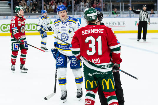 Leksands Martin Karlsson och Frölundas Nicklas Lasu i
