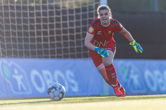 Goalkeeper Idun Jørgensen of LSK Kvinner