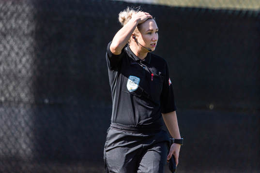 Assistant referee Monica Brun Løkkeberg