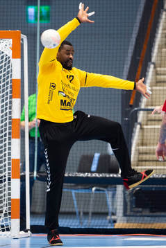 Guifs målvakt Herdeiro Lucau