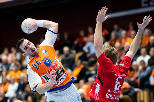 Kristianstads Teitur Örn Einarsson och Guifs Marcus Ekman