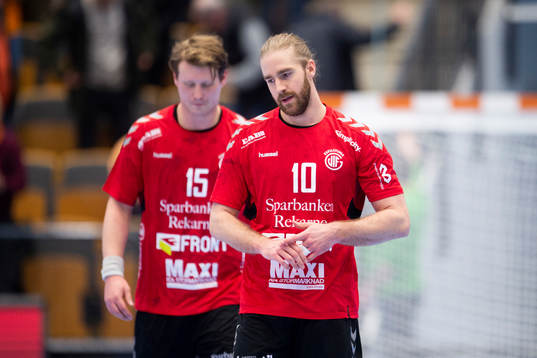 Guifs Rickard Åkerman deppar