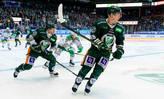 Färjestads Jesper Olofsson, Rögles Ted Brithén och