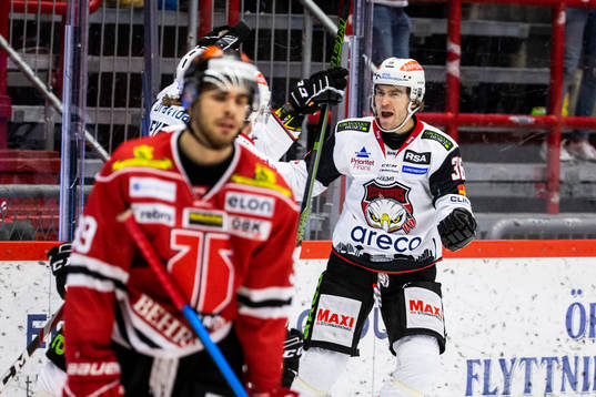 Malmö Redhawks Matias Myttynen jublar