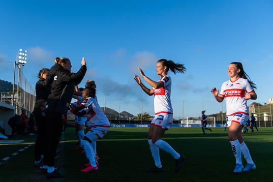 Kennya Cordner, Ingrid Østervold Stenevik and Madeleine