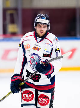 Halmstads Sebastian Åkesson deppar