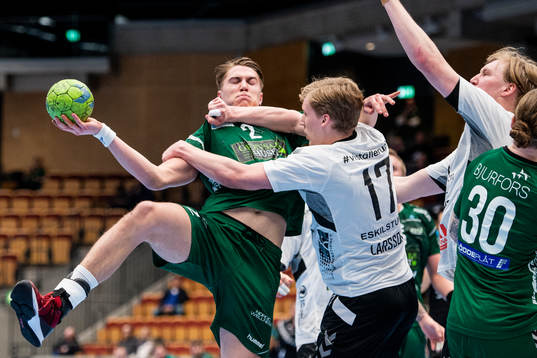Helsingborgs Oskar Joelsson och Guifs Kasper Larsson