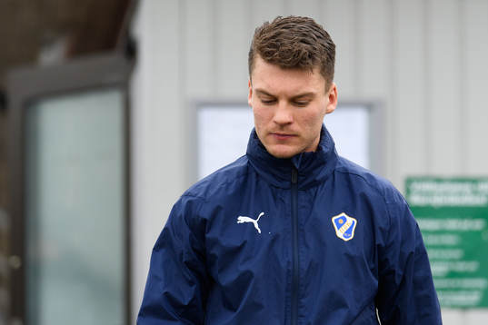 Halmstads Samuel Kroon före fotbollsmatchen i Svenska
