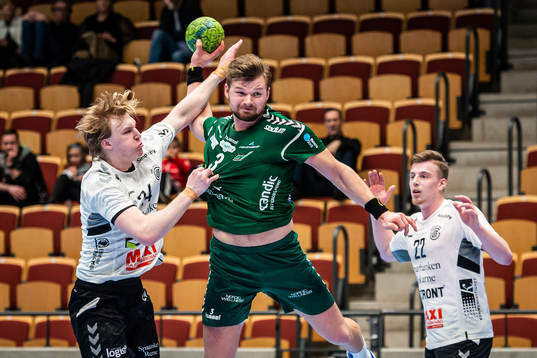 Helsingborgs Jonatan Wilthorn mot Guifs Eric Johansson och