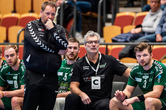 Helsingborgs tränare Mats Engblom och assisterande
