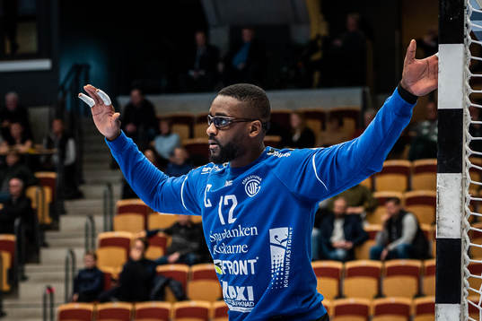 Guifs målvakt Herdeiro Lucau