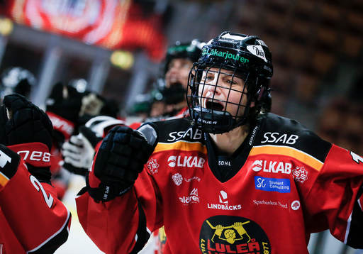 Luleås Linn Peterson jublar