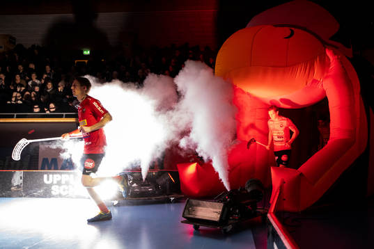 Storvretas spelare gör entré