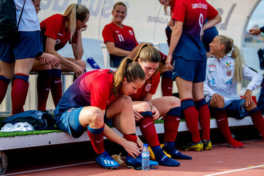 Guro Reiten and Maren Mjelde of Norway