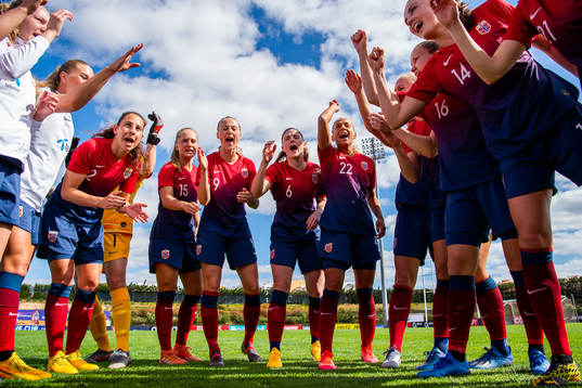 Ingrid Moe Wold, Amalie Eikeland, Anja Sønstevold, Maren