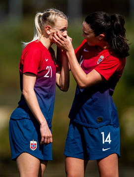 Karina Sævik and Ingrid Syrstad Engen of Norway